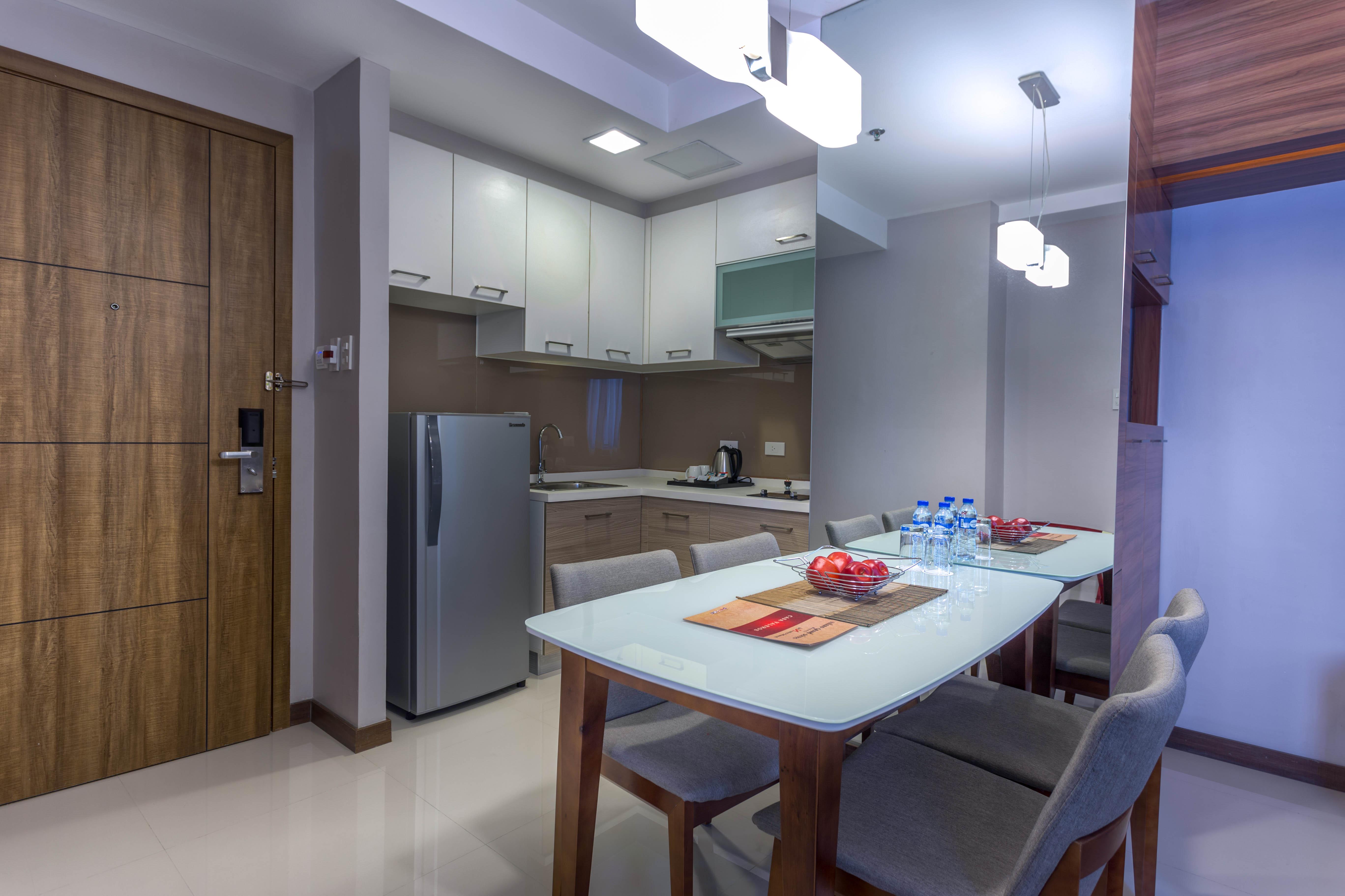 Valero Grand Suites By Swiss-Belhotel Makati City Екстериор снимка